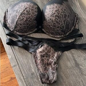 Victoria's Secret Black Lace Bra with Underwire Support